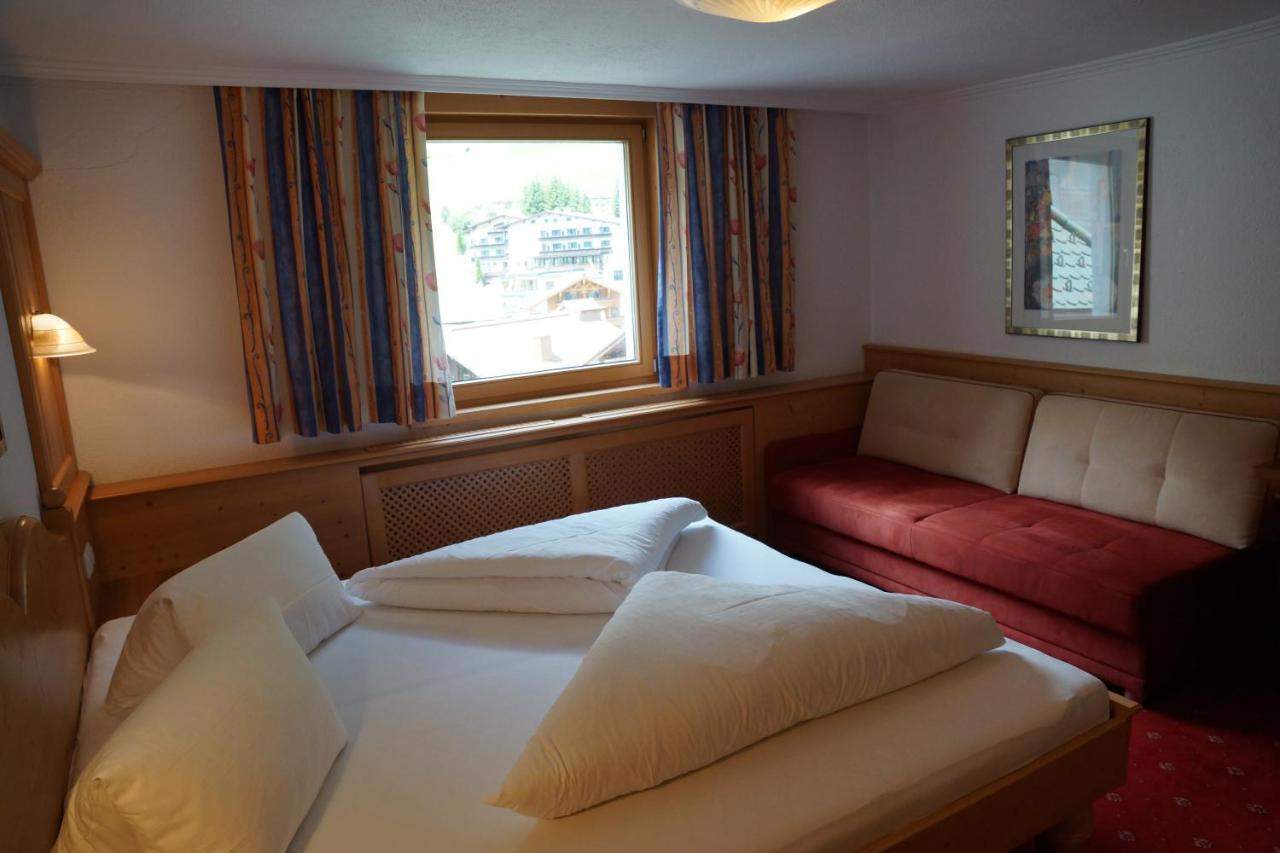 Hotel Alpina Ischgl Eksteriør bilde