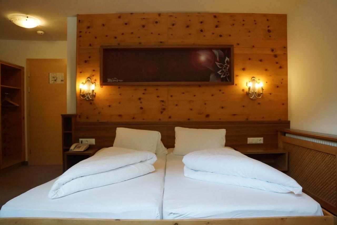 Hotel Alpina Ischgl Eksteriør bilde